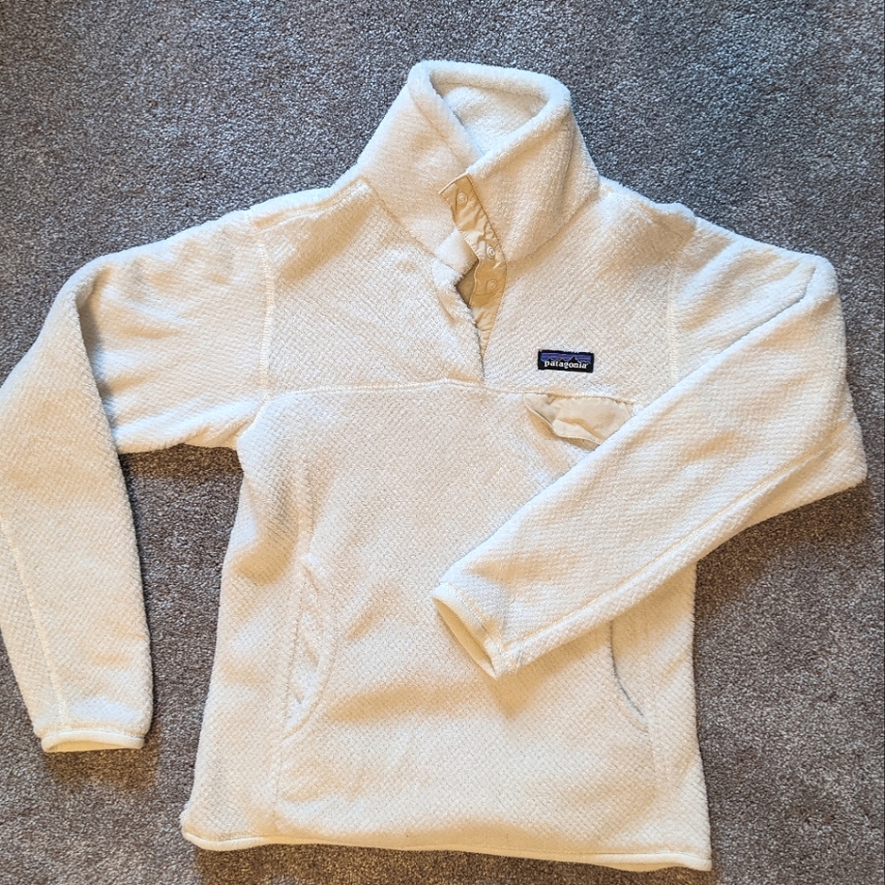 Women's Patagonia Re-Tool Snap T Pullover, white with cream accent, size small